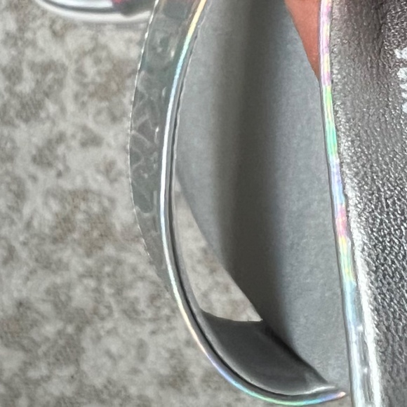 DKNY girls sandals NWOT - Picture 4 of 4